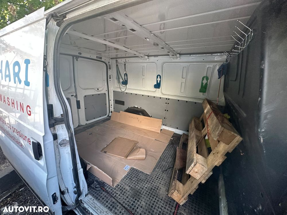 Ford Transit - 6