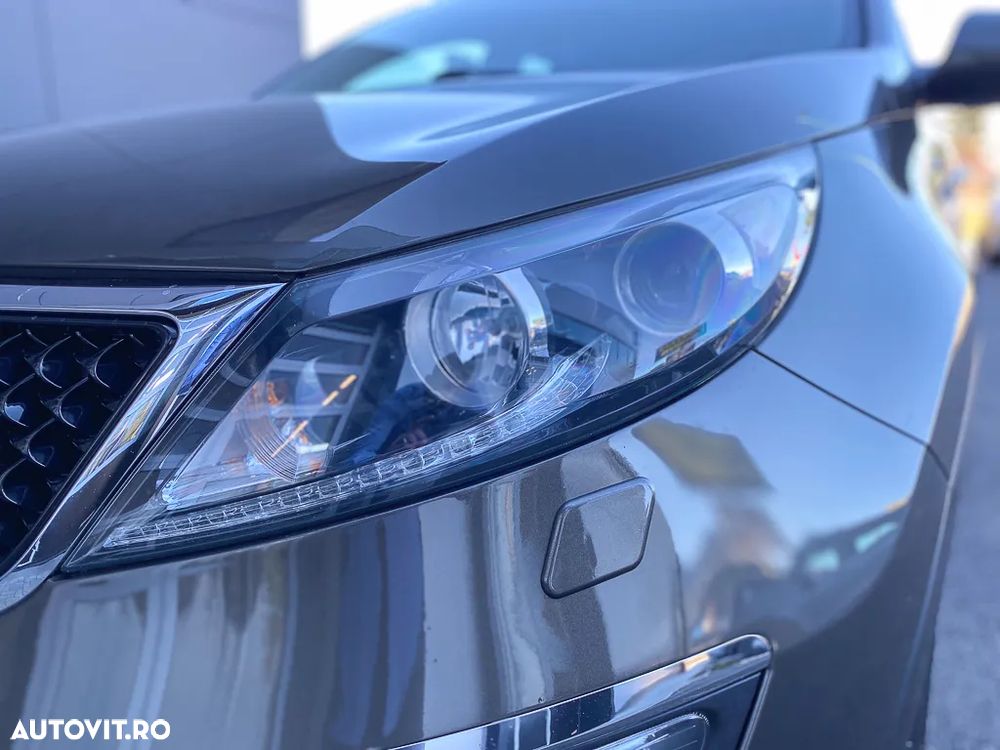 Kia Sportage 2.0 DSL 6AT 4x4 Style - 17