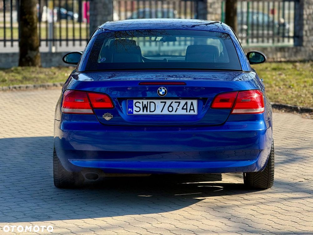 BMW Seria 3 320i - 8