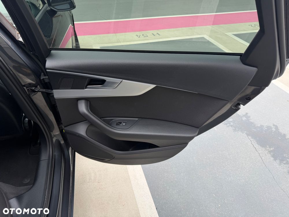 Audi A4 Avant 2.0 TDI S tronic - 15