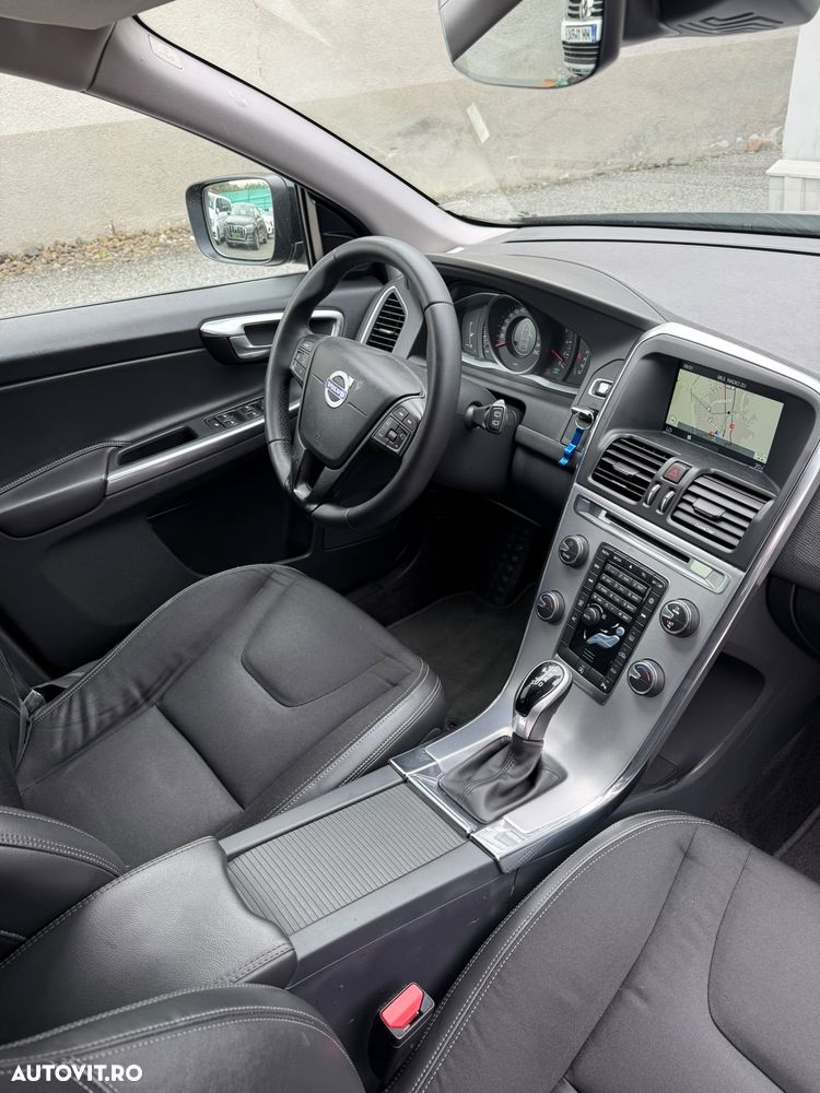 Volvo XC 60 - 11