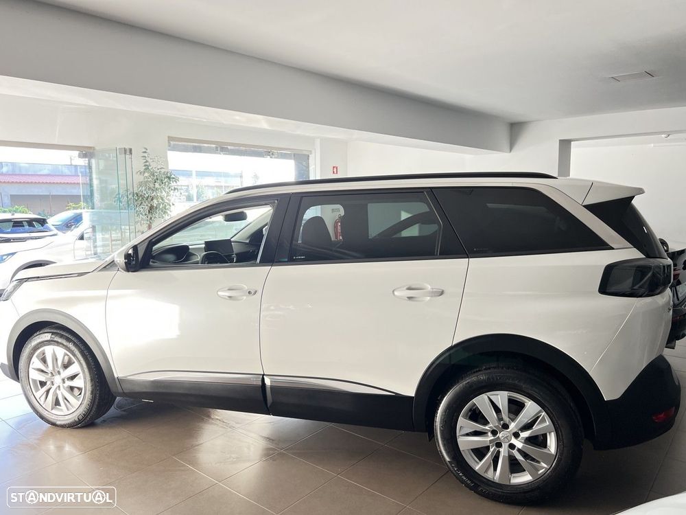 Peugeot 5008 1.2 PureTech Allure Pack EAT8 - 31
