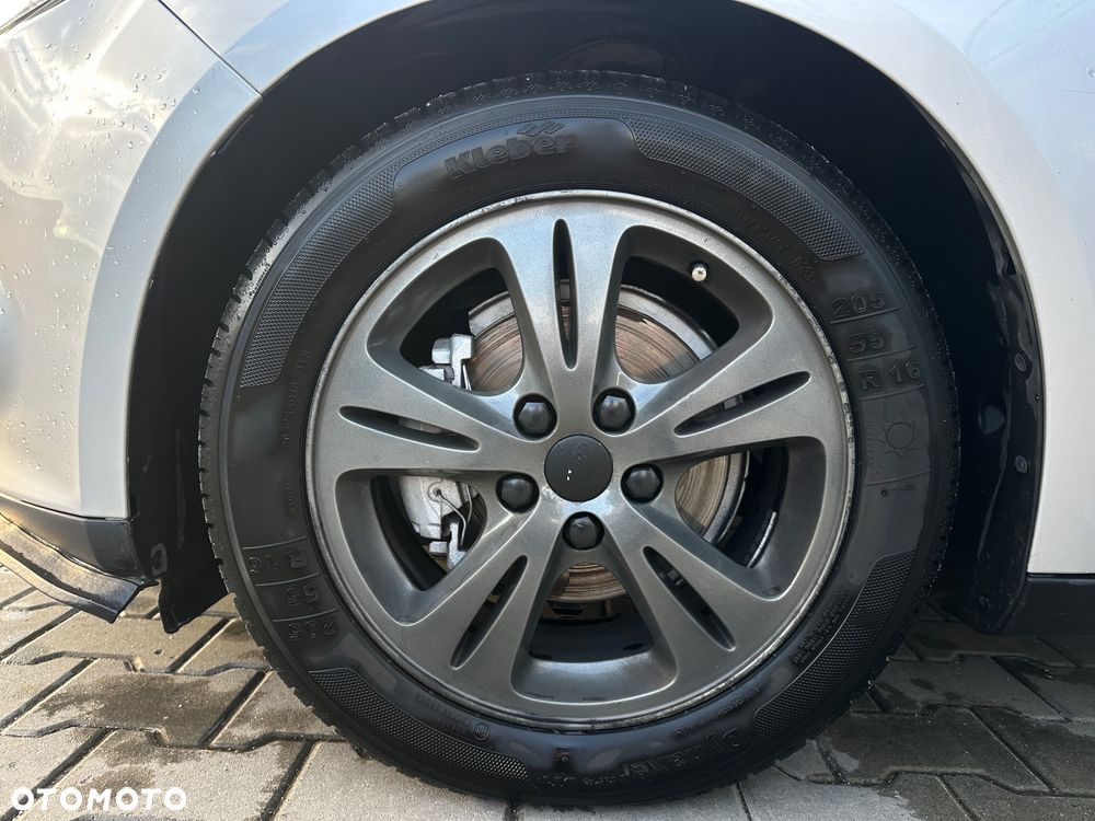 Ford Focus - 8