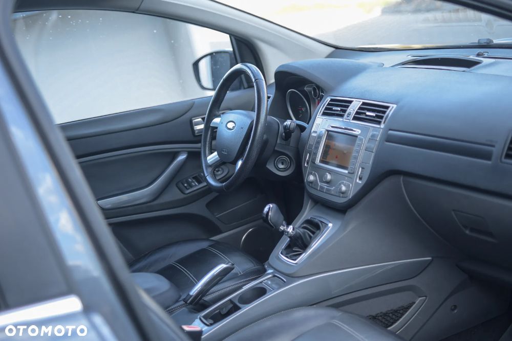 Ford Kuga 2.0 TDCi Titanium - 11
