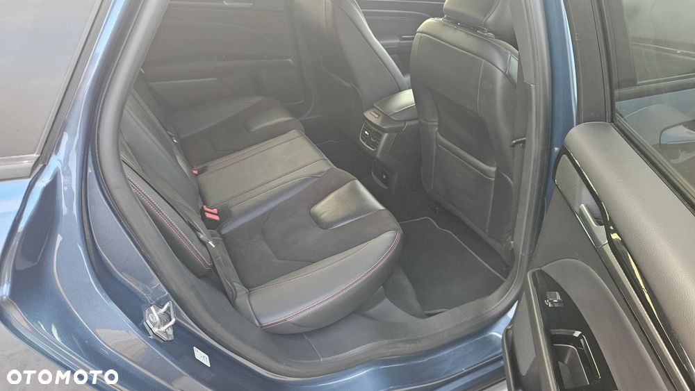 Ford Mondeo - 13