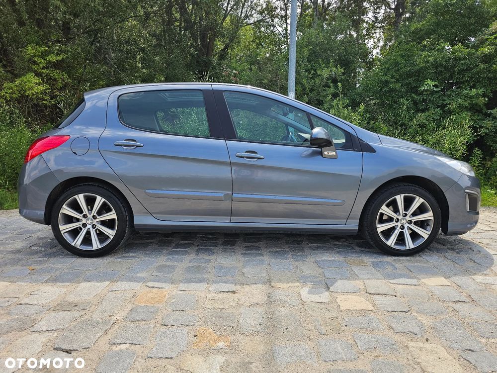 Peugeot 308 - 13