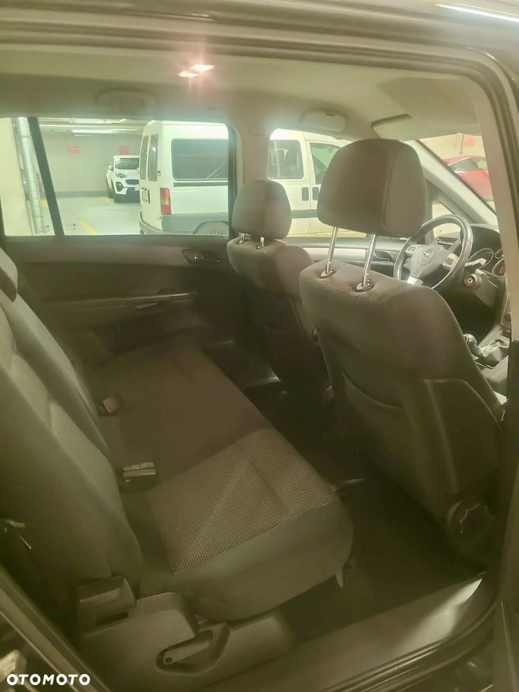 Opel Zafira 1.7 CDTI Cosmo - 8