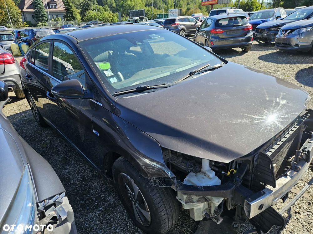 Hyundai IONIQ 1.6 GDI Premium - 7