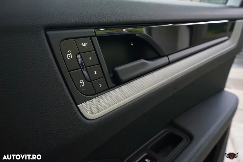 Porsche Cayenne Coupe E-Hybrid Tiptronic S - 20