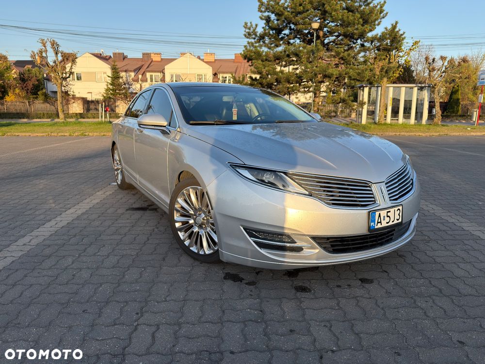 Lincoln MKZ - 4
