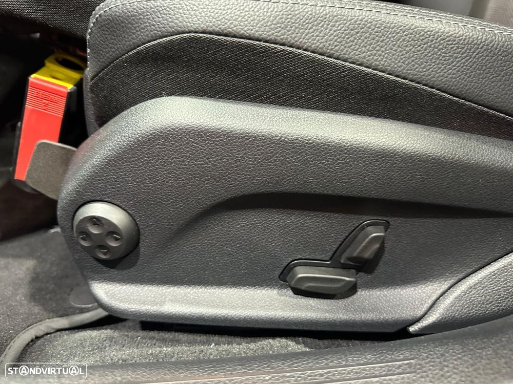 Mercedes-Benz C 180 - 52