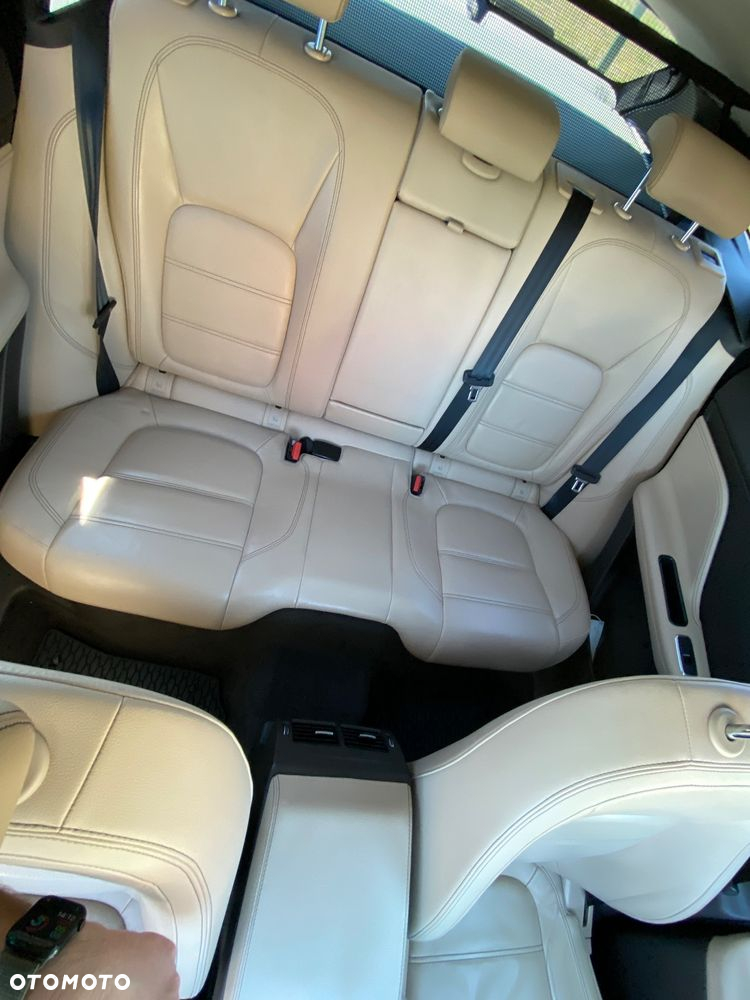 Jaguar F-Pace 2.0 i4D AWD Prestige - 17