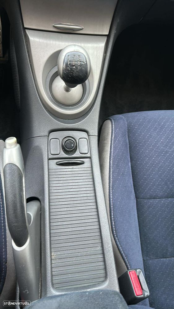 Honda Civic 1.4 Comfort - 15