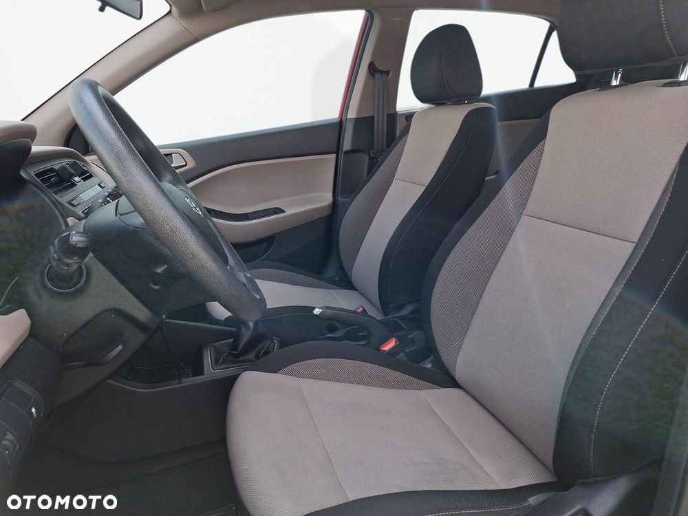 Hyundai i20 1.2 BlueDrive Classic + - 11