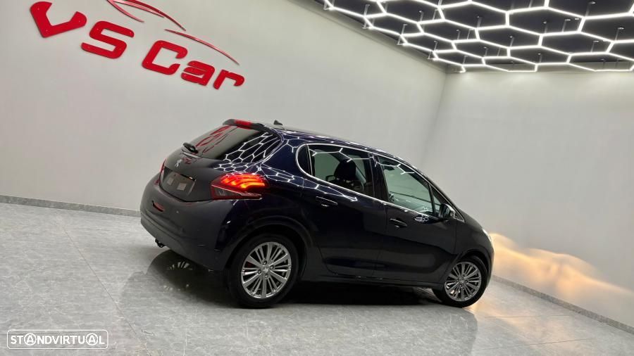 Peugeot 208 1.2 PureTech Allure - 27