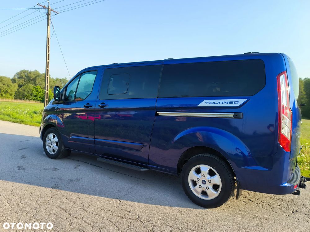 Ford Tourneo Custom 2.0 EcoBlue L2 Shuttle Bus Titanium - 1