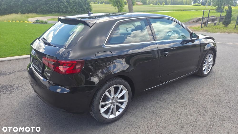 Audi A3 3-drzwiowe 1.4 TFSI S tronic Attraction - 2