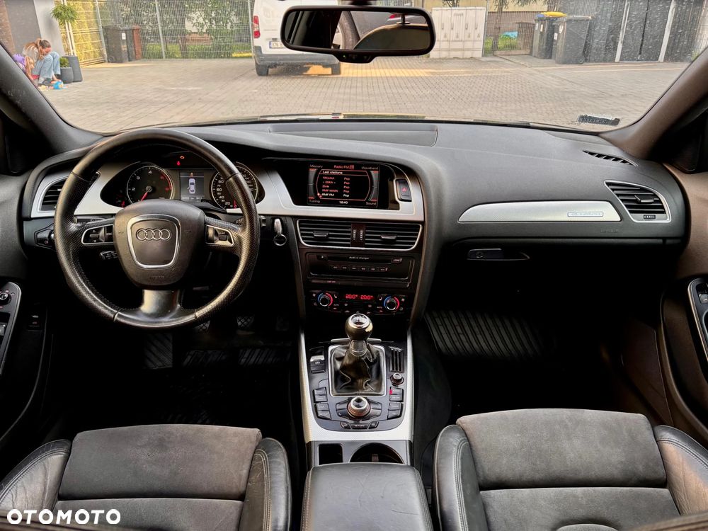 Audi A4 Limousine 2.0 TDI Quattro - 14