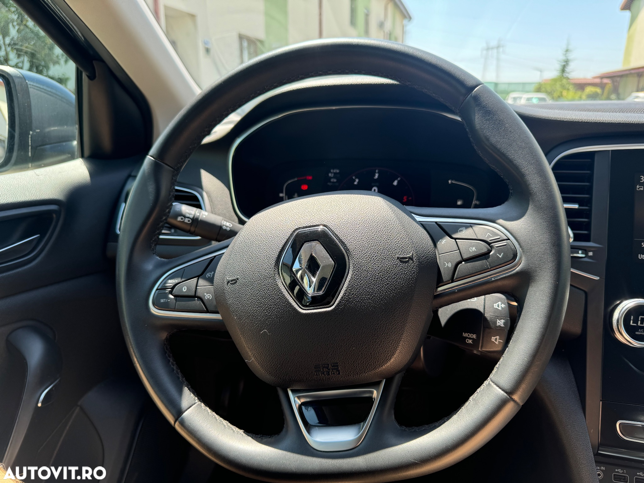 Renault Megane BLUE dCi 115 INTENS - 22