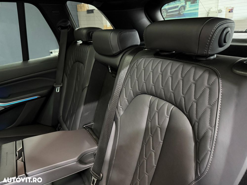 BMW X5 xDrive45e - 18