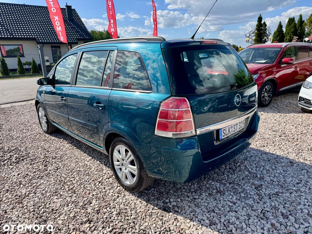 Opel Zafira - 15