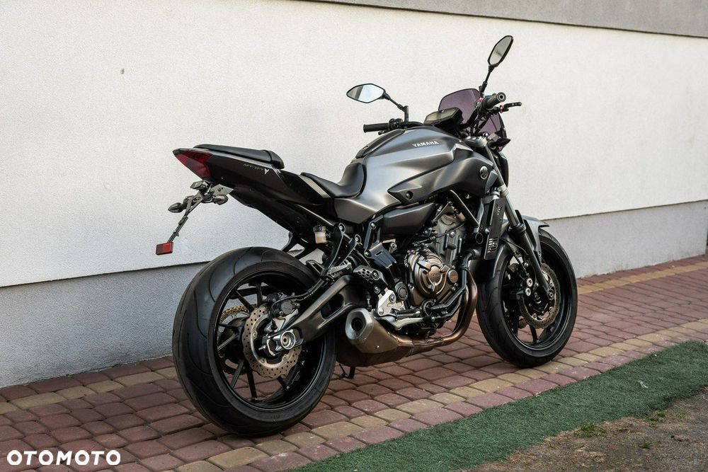 Yamaha MT - 3
