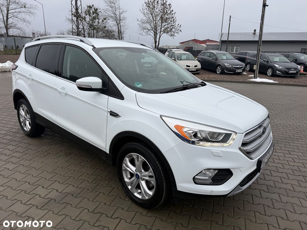 Ford Kuga 1.5 EcoBoost 2x4 Cool & Connect - 14