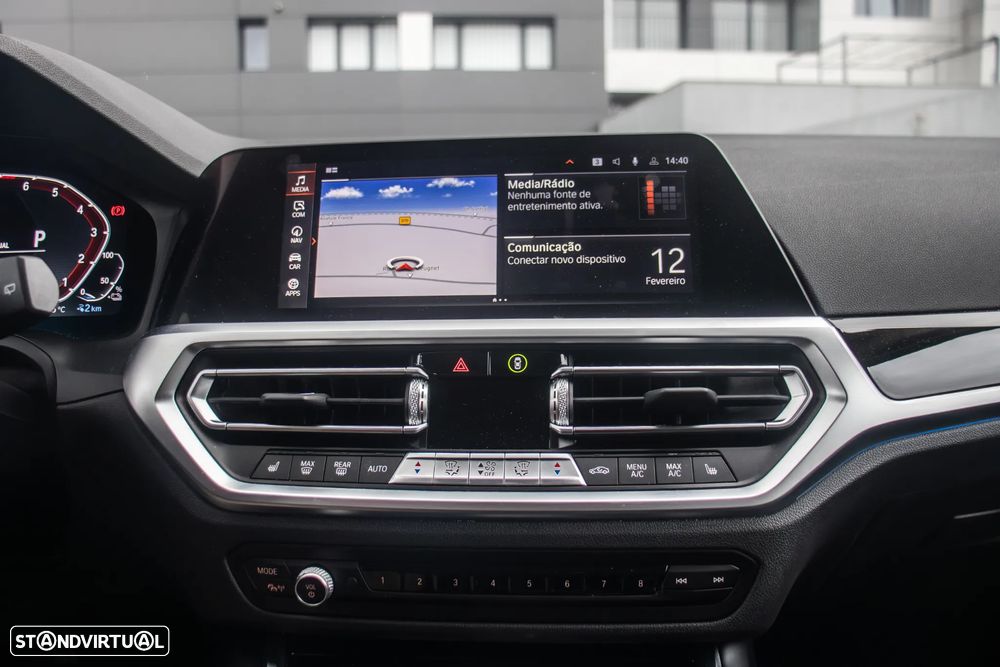 BMW 330 e Line Sport Auto - 11