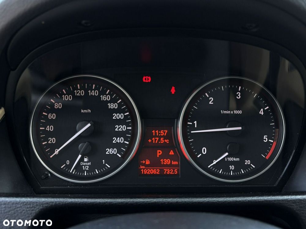 BMW X1 xDrive20d - 15
