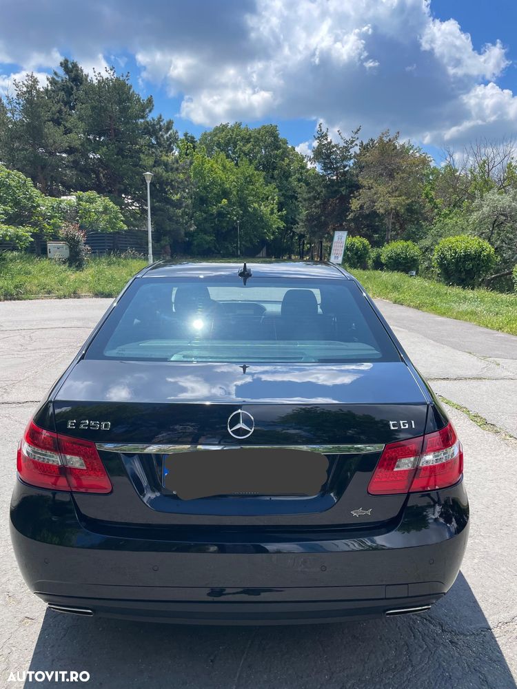 Mercedes-Benz E 250 CGI BlueEFFICIENCY Automatik - 5