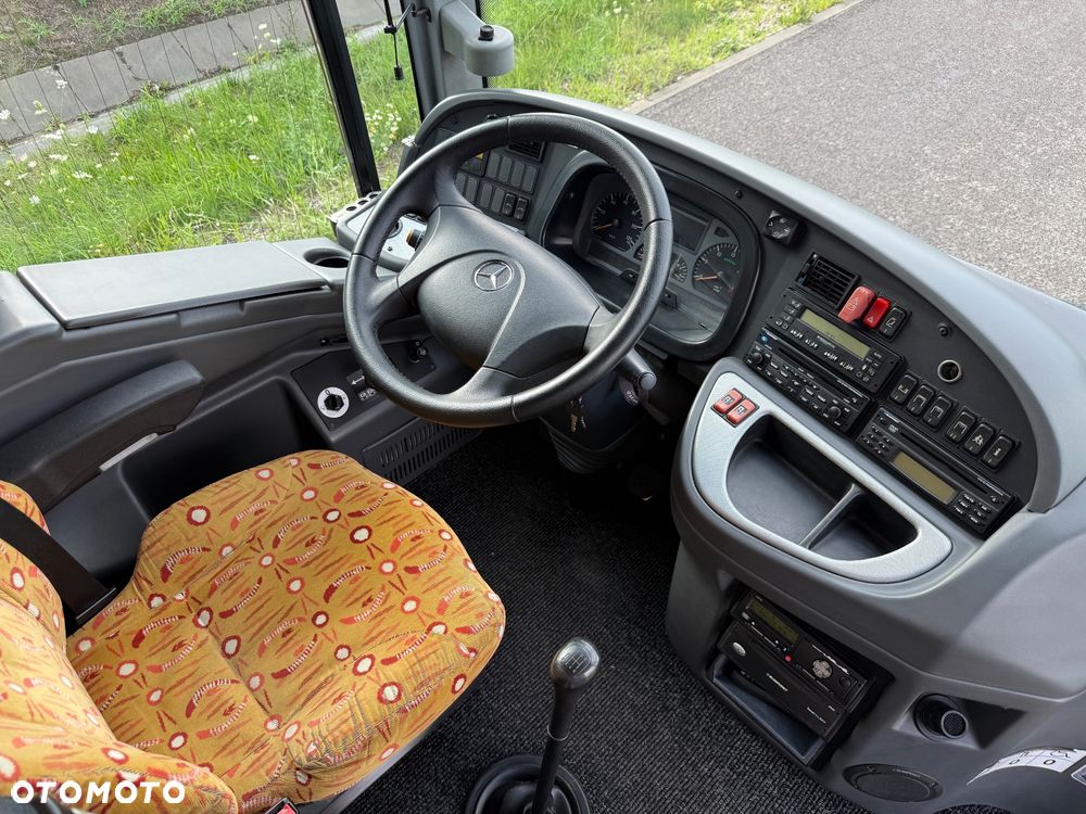 Mercedes-Benz Tourino - 21