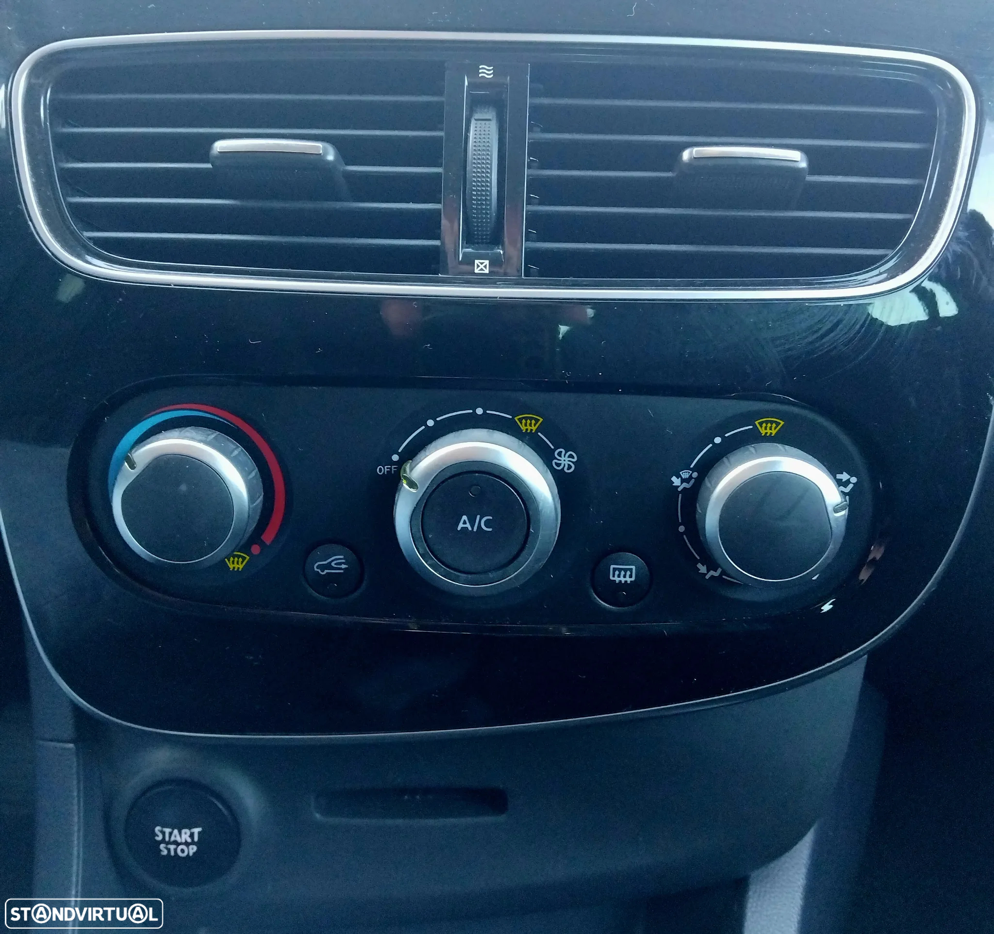 Renault Clio 0.9 TCe Limited - 14