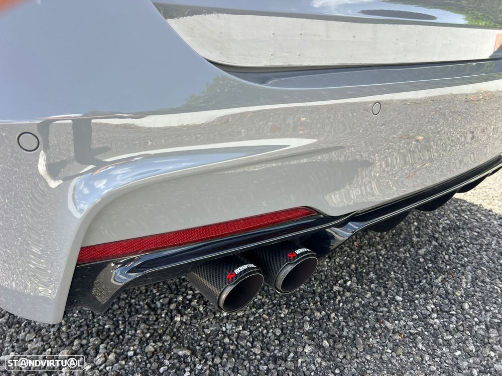 BMW 318 d Touring Pack M - 28