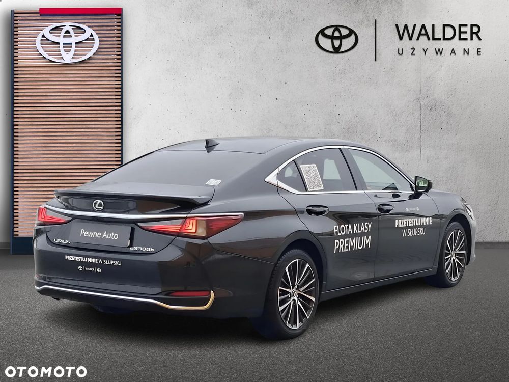 Lexus ES 300h Prestige - 5