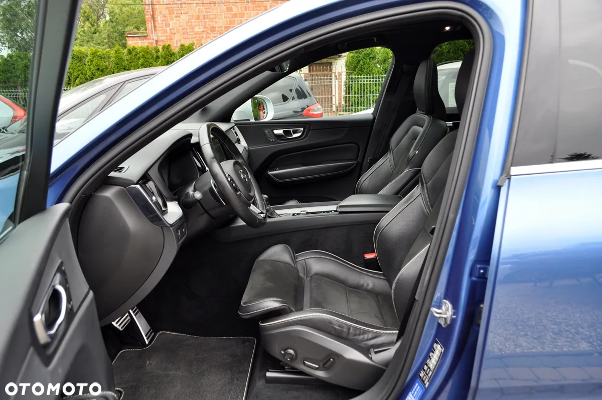 Volvo XC 60 D4 SCR AWD R-Design - 13