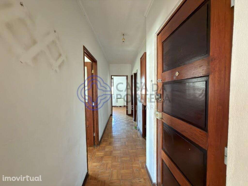 T2 com 3 frentes e vistas de rio | Quebrantões, Vila Nova de Gaia - Grande imagem: 2/17