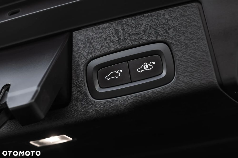 Volvo XC 60 B4 B Core - 35