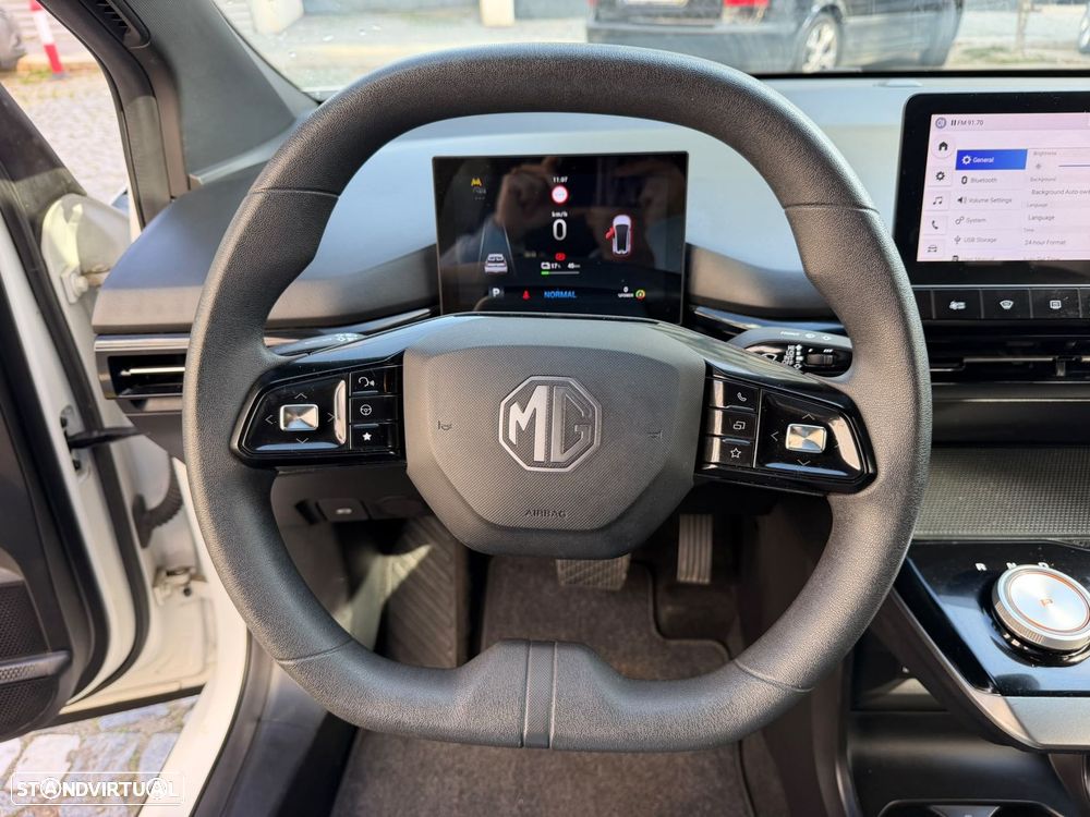 MG MG4 51 kWh Standard - 13