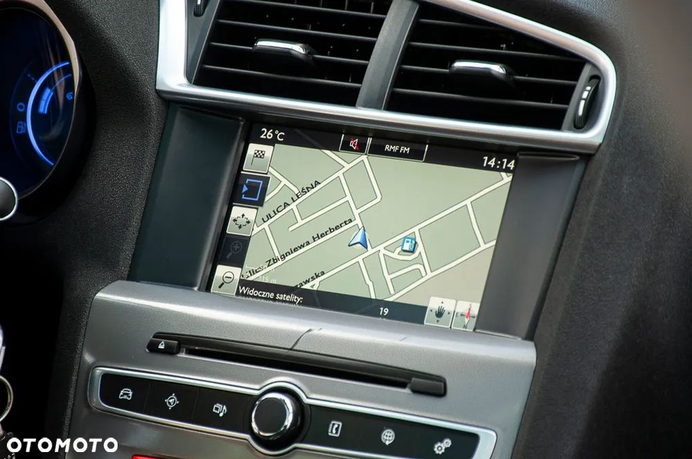 Citroën C4 PureTech 130 Stop & Start EAT6 Shine - 20