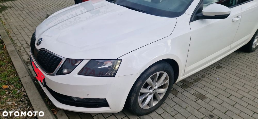 Skoda Octavia 1.6 TDI Ambition - 16