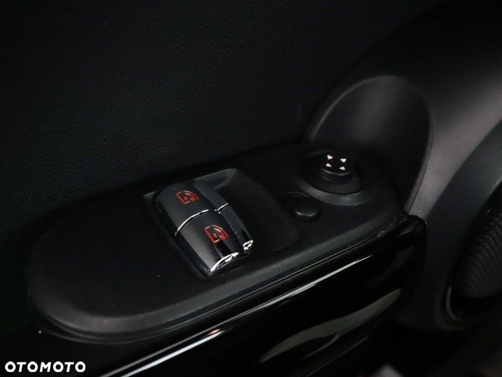 MINI John Cooper Works Standard - 36
