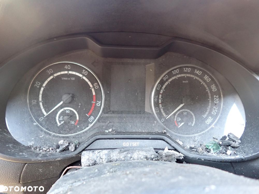CZĘŚCI - Skoda Octavia III 2,0 TSI 220KM CHHB HB liftback RS DSG QSJ lakier LF5W 2014r. INDEX - 10116 - 15