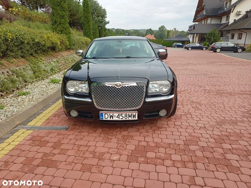 Chrysler 300C 3.5 V6 - 7