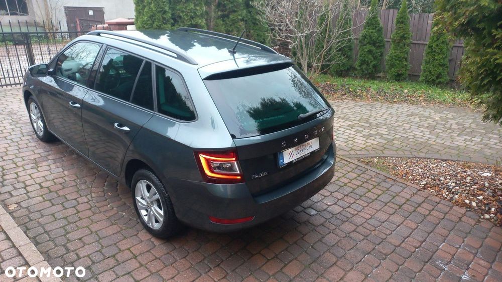 Skoda Fabia 1.0 TSI Ambition Plus - 29