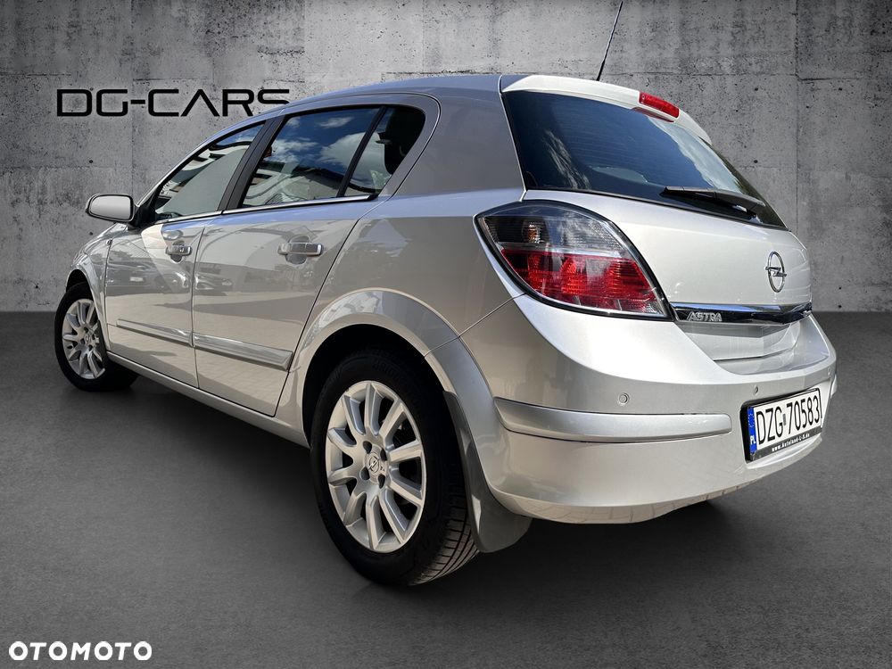 Opel Astra 1.6 Cosmo - 4