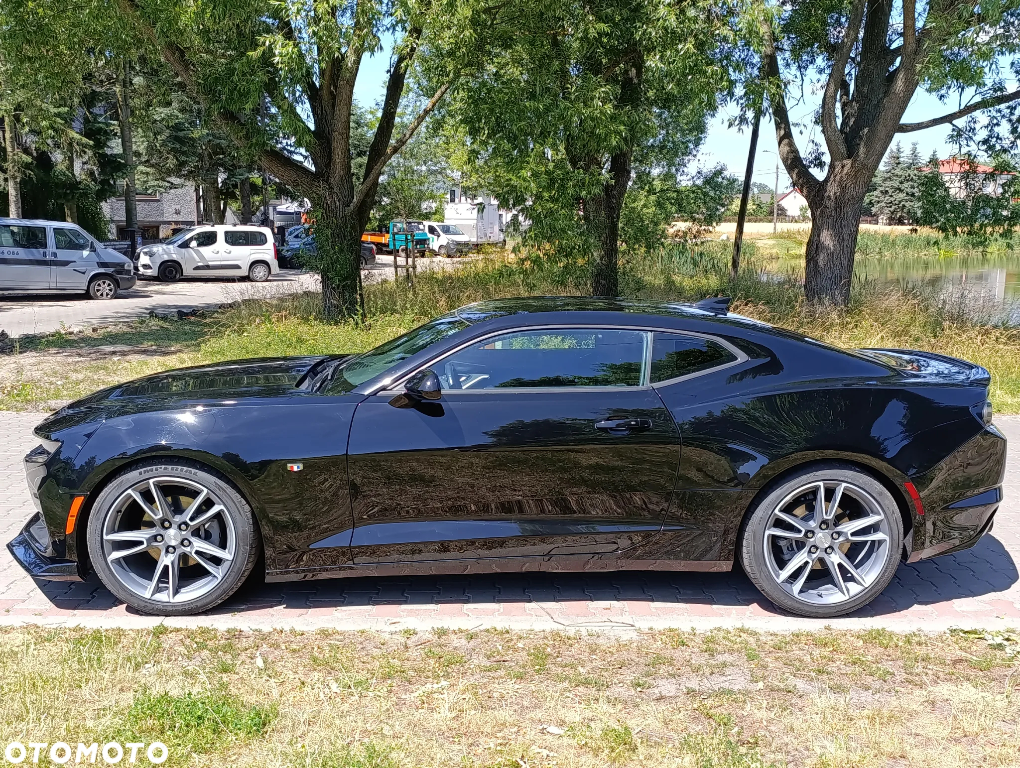 Chevrolet Camaro - 4