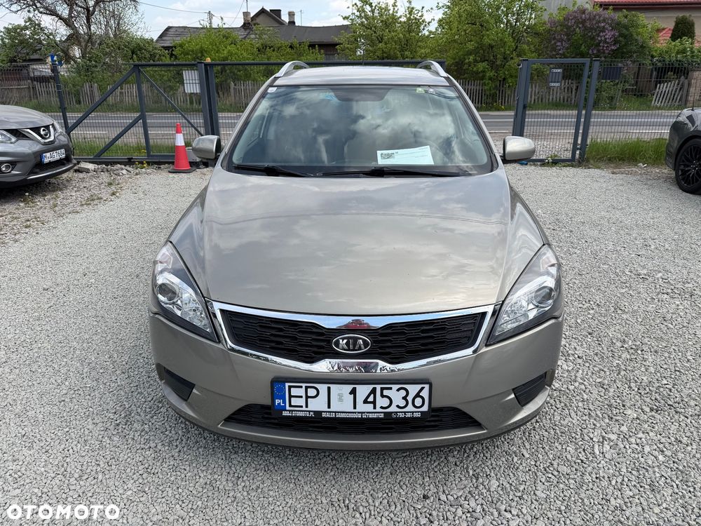 Kia Ceed 1.4 CVVT Attract - 2