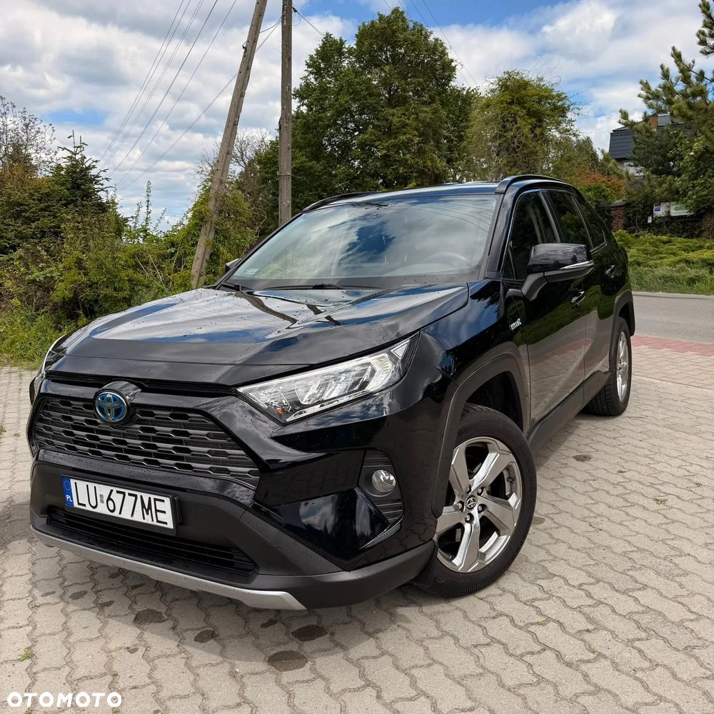 Toyota RAV4 - 1