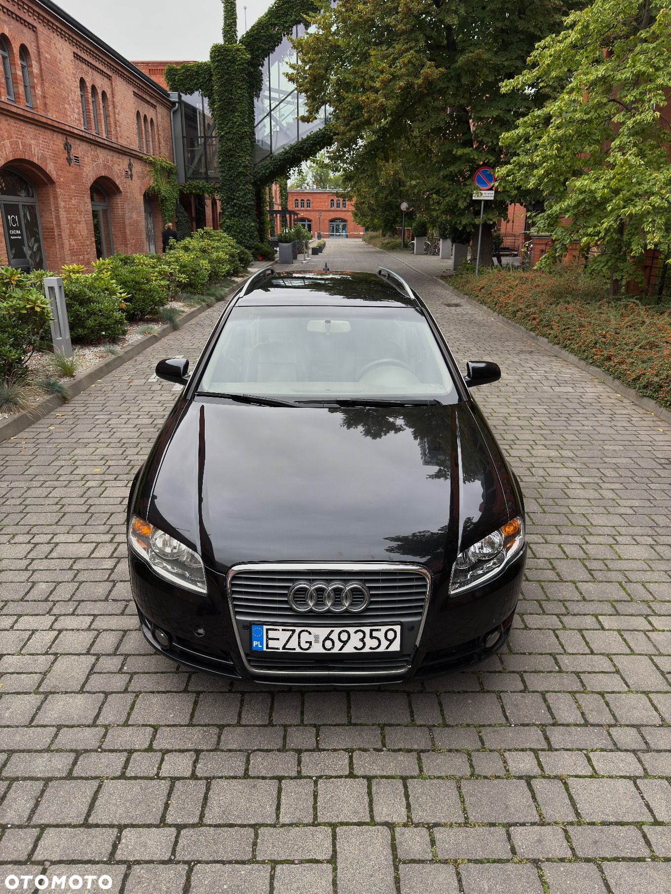 Audi A4 - 1