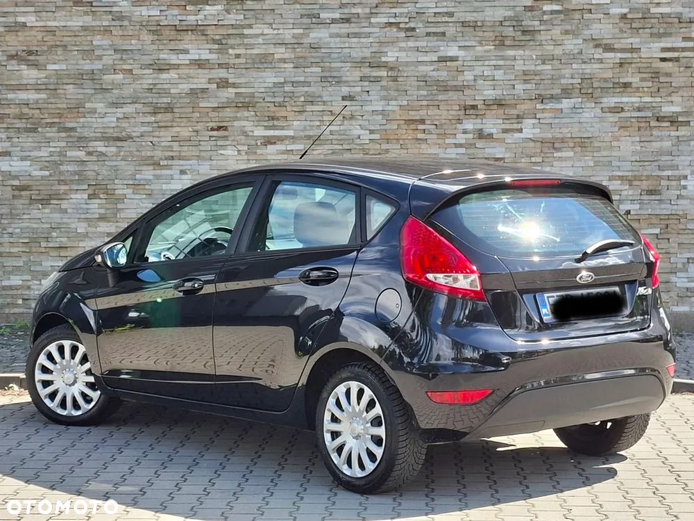 Ford Fiesta 1.25 Champions Edition - 6